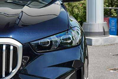 2025款 xDrive 30Li 尊享型M運動曜夜套裝-外觀-圖片-有駕