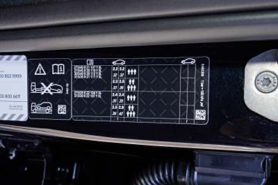 2025款 xDrive 30Li 尊享型M運動曜夜套裝-外觀-圖片-有駕