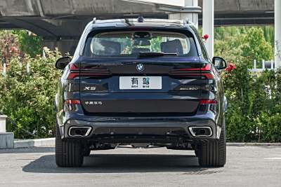 2025款 xDrive 30Li 尊享型M運動曜夜套裝-外觀-圖片-有駕