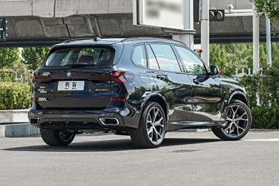 2025款 xDrive 30Li 尊享型M運動曜夜套裝-外觀-圖片-有駕
