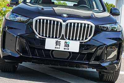 2025款 xDrive 30Li 尊享型M運動曜夜套裝-外觀-圖片-有駕