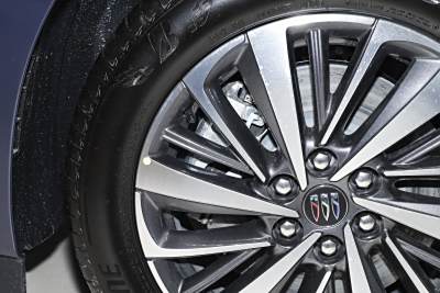 2026款 陸尊 尊享版-外觀-圖片-有駕