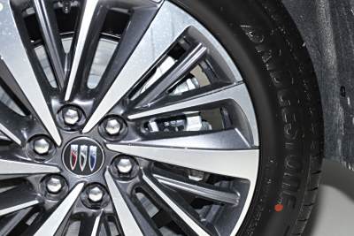 2026款 陸尊 尊享版-外觀-圖片-有駕