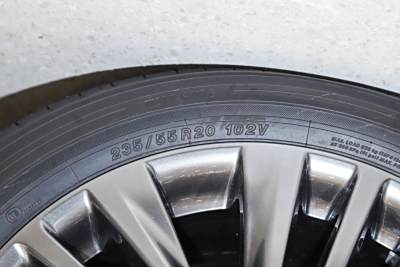 2026款 2.5L智能電混雙擎四驅尊貴版 7座-外觀-圖片-有駕 2026款 2.5L智能電混雙擎四驅尊貴版 7座-外觀-圖片-有駕