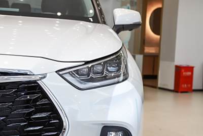 2026款 2.5L智能電混雙擎四驅尊貴版 7座-外觀-圖片-有駕 2026款 2.5L智能電混雙擎四驅尊貴版 7座-外觀-圖片-有駕