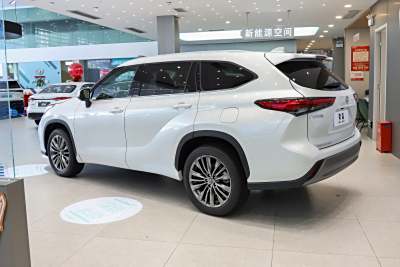 2026款 2.5L智能電混雙擎四驅尊貴版 7座-外觀-圖片-有駕 2026款 2.5L智能電混雙擎四驅尊貴版 7座-外觀-圖片-有駕