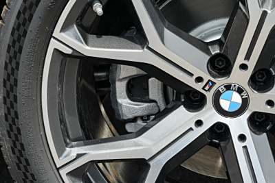 2025款 xDrive 30Li 尊享型M運動套裝-外觀-圖片-有駕