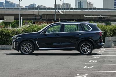 2025款 xDrive 30Li 尊享型M運動套裝-外觀-圖片-有駕