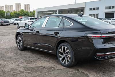 2026ๆฌพ Pro 380TSI ้พ้็-ๅค่ง-ๅ็-ๆ้ง 2026ๆฌพ Pro 380TSI ้พ้็-ๅค่ง-ๅ็-ๆ้ง