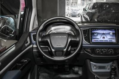 2024款 M5L 1.5T 手动舒适型 9座-内饰-图片-有驾