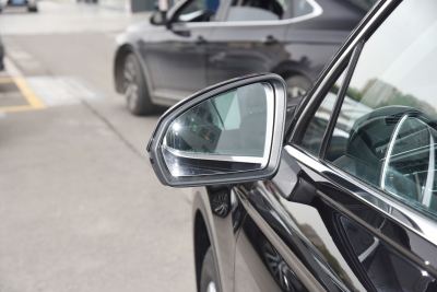 2024款 出众款 300TSI 自动两驱龙腾版-外观-图片-有驾