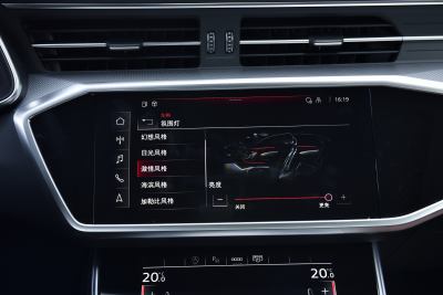 2024款 45 TFSI quattro 奢享型-内饰-图片-有驾