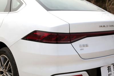 2024款 荣耀版 EV 420KM超越型-外观-图片-有驾