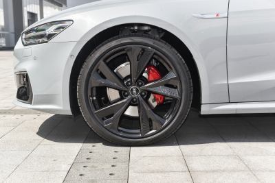 2024款 45 TFSI quattro RS 套件竞速版-外观-图片-有驾 2024款 45 TFSI quattro RS 套件竞速版-外观-图片-有驾
