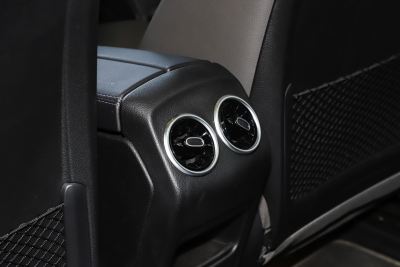 2024款 EQB 350 4MATIC-内饰-图片-有驾