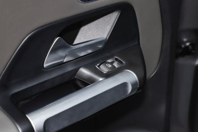 2024款 EQB 350 4MATIC-内饰-图片-有驾