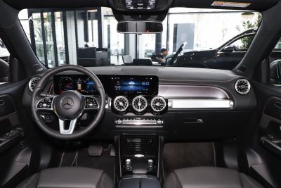 2024款 EQB 350 4MATIC-内饰-图片-有驾