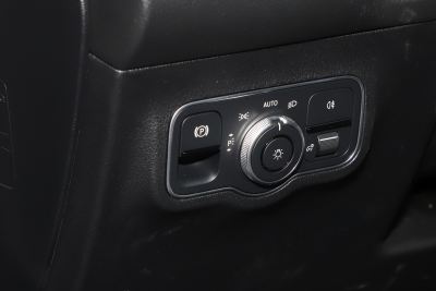 2024款 EQB 350 4MATIC-内饰-图片-有驾