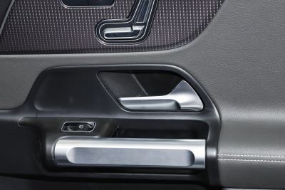 2024款 EQB 350 4MATIC-内饰-图片-有驾