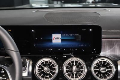 2024款 EQB 350 4MATIC-内饰-图片-有驾