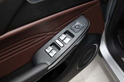 2021款 1.5T 两驱智先锋-内饰-图片-有驾