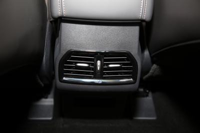 2021款 1.5T 两驱智先锋-内饰-图片-有驾