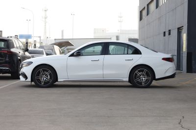 Mercedes-Benz E-Class (Import) Экстерьер 8