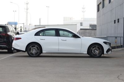 Mercedes-Benz E-Class (Import) Экстерьер 4