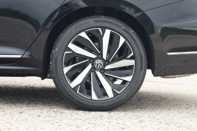 2025款 出众款 380TSI 龙腾版-外观-图片-有驾