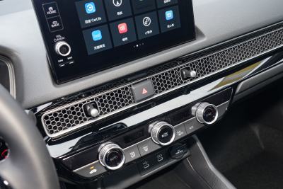 2025款 240TURBO CVT 智趣Pro-内饰-图片-有驾