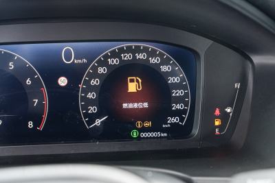 2025款 240TURBO CVT 智趣Pro-内饰-图片-有驾