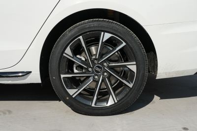 2026款 200万辆悦享版 40 TFSI 时尚动感型-外观-图片-有驾