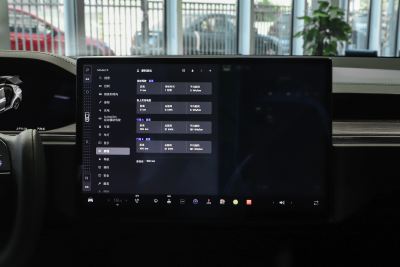 2023款 双电机全轮驱动版-内饰-图片-有驾