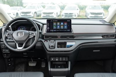 2025款 2.0L e:HEV 锐·领享版-内饰-图片-有驾