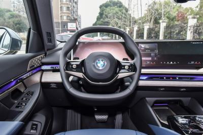 2025款 530Li 尊享型 豪华套装-内饰-图片-有驾