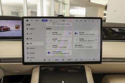 2024款 纯电 Ultra 四驱旗舰版-内饰-图片-有驾