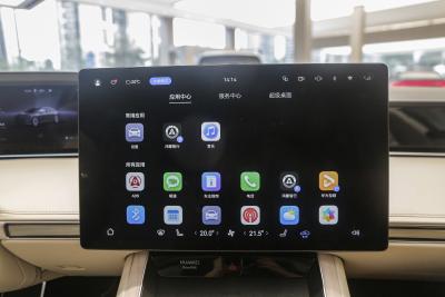 2024款 纯电 Ultra 四驱旗舰版-内饰-图片-有驾