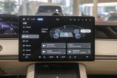 2024款 纯电 Ultra 四驱旗舰版-内饰-图片-有驾