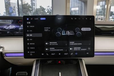 2024款 纯电 Ultra 四驱旗舰版-内饰-图片-有驾