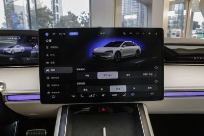 2024款 纯电 Ultra 四驱旗舰版-内饰-图片-有驾
