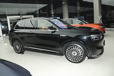 2025款 增程 Ultra版 53.4kWh 5座版-外观-图片-有驾
