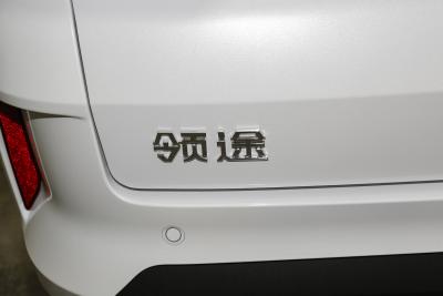 2025款 401km 尊贵版 7座-外观-图片-有驾
