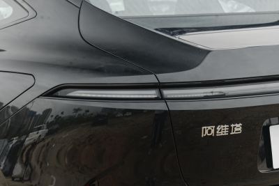 2025款 Ultra 纯电后驱版-外观-图片-有驾