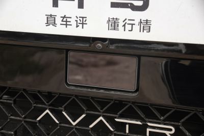2025款 Ultra 纯电后驱版-外观-图片-有驾