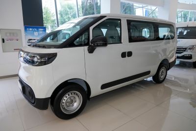 2025款 低顶 多功能版 50kWh-外观-图片-有驾