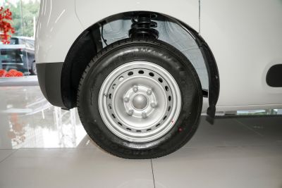 2025款 低顶 多功能版 50kWh-外观-图片-有驾