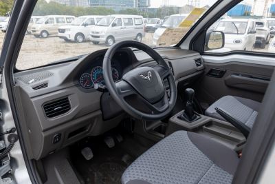 2023款 1.5L单排基本型LAR-内饰-图片-有驾