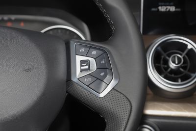 2021款 1.5T 两驱颜先锋-内饰-图片-有驾