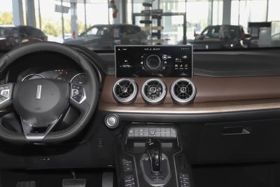 2021款 1.5T 两驱颜先锋-内饰-图片-有驾