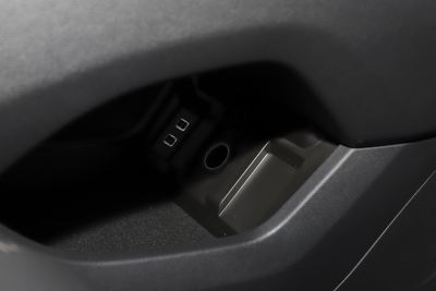 2021款 1.5T 两驱颜先锋-内饰-图片-有驾